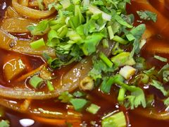 -拈签一笑黄牛肉辣卤串串