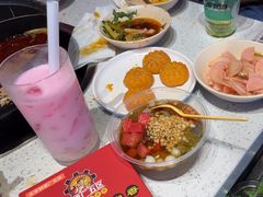 -钢管厂五区小郡肝串串香(蜀都万达店)