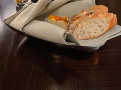 -卡佩罗意大利餐厅及酒吧Al Cappello Trattoria