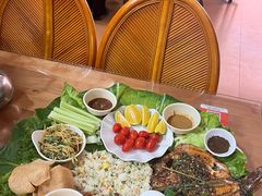 -沐毫傣泐云南菜孔雀宴•手抓饭傣味烧烤(曼听公园店)