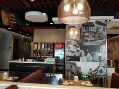 大堂-粤仔湾砂锅粥(广益哥伦布店)