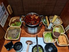 -独食火锅·半米屋台(直营总店)