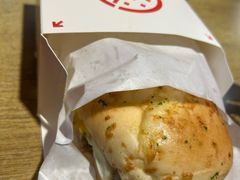 -必胜客(仲盛商城王安宇主题店)