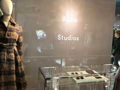 -Acne Studios(芮欧百货店)