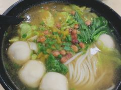 鱼丸粉-龙记桂林米粉(财满街店)