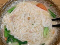 -蒙自源米线(虎门国际购物中心店)
