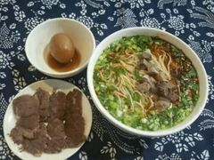 -陇上全荟兰州传统牛肉面(延吉路店)