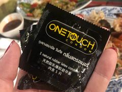 -卷心菜和避孕套餐厅(Pattaya)
