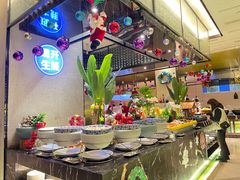-广州万富希尔顿酒店·感趣自助餐厅·金秋蟹宴生蚝海鲜刺身