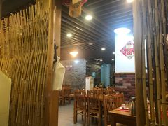 -篱笆院东北饺子王(欧阳路店)