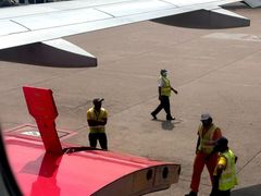 -班达拉奈克国际机场