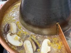 -楼外楼大刀肉传统火锅居(幸福街店)