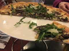 -WOLFGANG PUCK KITCHEN & BAR(迪士尼小镇店)