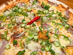 北京烤鸭披萨-JINNS锦时 steak&pizza(浸信会礼拜堂旧址店)