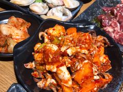 -鑫釜山海鲜烧烤(鑫丰国际店)