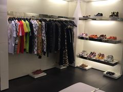 -GIVENCHY(佛罗伦萨小镇奥莱店)