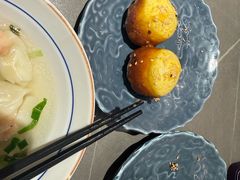 -鑫震源·苏式大虾生煎(山塘街店)