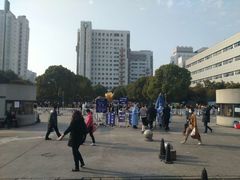 -上海长海医院-地下停车场