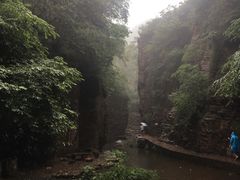 -龙潭大峡谷