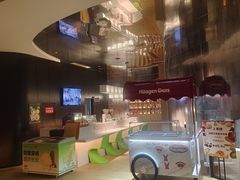 -涨巢·潮玩水疗局