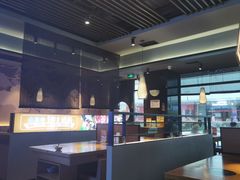 -呷哺呷哺(融创茂店)