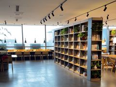 -魔方城市书房(中街益田店)