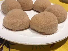 酥皮牛奶包-金玉满堂潮州酒楼(无限极荟购物广场店)
