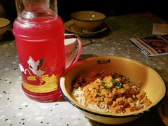 -鹤江桥·红油牛肉粉(SKP店)