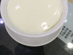 义顺牛奶公司(佐敦店)-义顺牛奶公司(庇利金街店)