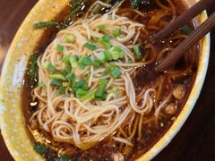 -巴津碗碗面(人和店)