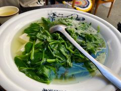 豆尖豆腐汤-海韵人家.海景花园经典云南菜(双廊店)