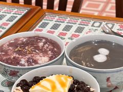 焦糖乌龙奶茶冰-堂屋糖水店(愚园店)