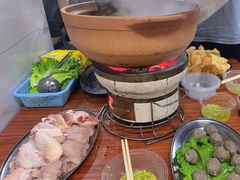 -威邵鸡煲(西华路总店)