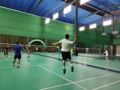 -阳光羽毛球馆(马家龙店)