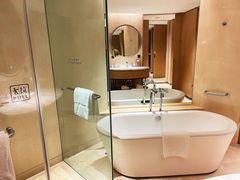 -上海佘山世茂艾美酒店