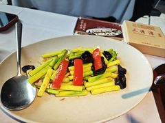 -三清潭烧鹅(兴业太古汇店)