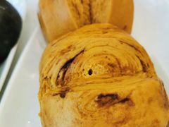-李与白包子铺(桐梓林店)