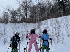 -亚布力新体委滑雪场