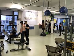 -中田健身工作室(绿地大道店)