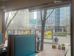 -伊京轩兰州牛肉面(闹市口店)