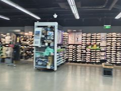 -迪卡侬(西三旗店)