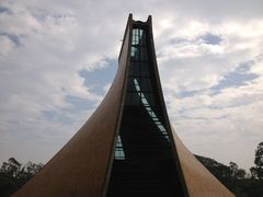 -路思义教堂