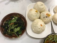 -李与白包子铺(桐梓林店)