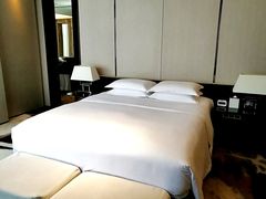 -广州天河希尔顿酒店