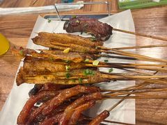 -陈员外正宗夹江烧烤(广福路店)