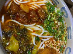 焖肉米线-云上千禾(水上店)