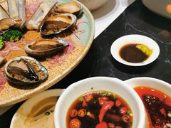 -红鼎豆捞·非遗鲍皇汤火锅(宝丰路店)