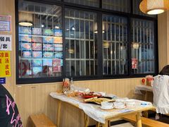 -郑记•不夜城烧烤•龙虾•虾蟹(黄鹤楼店)