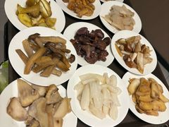 -天宜隆蘑菇宴火锅(石景山旗舰店)