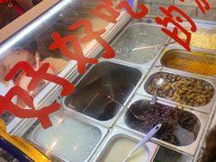 冰粉-爆炸头阿姨小四川正宗川味小吃(无任何分店)